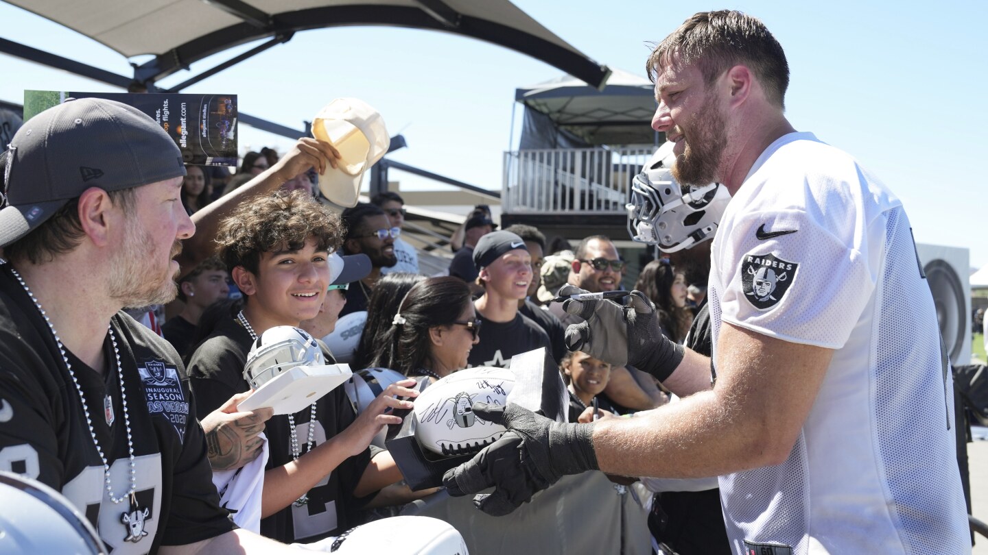 Raiders Extend Kolton Miller with $66 Million, 3-Year Deal