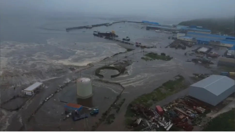 Russia Earthquake and Tsunami: Live Updates of Waves in Hawaii, Alaska, Washington