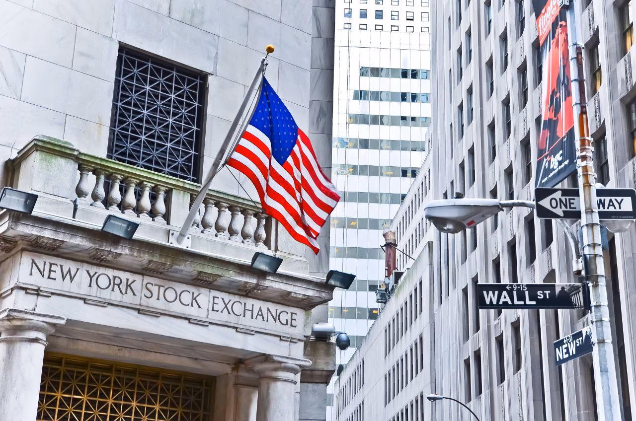 S&P 500 Futures Steady After Record High as Wall Street Seeks Weekly Wins