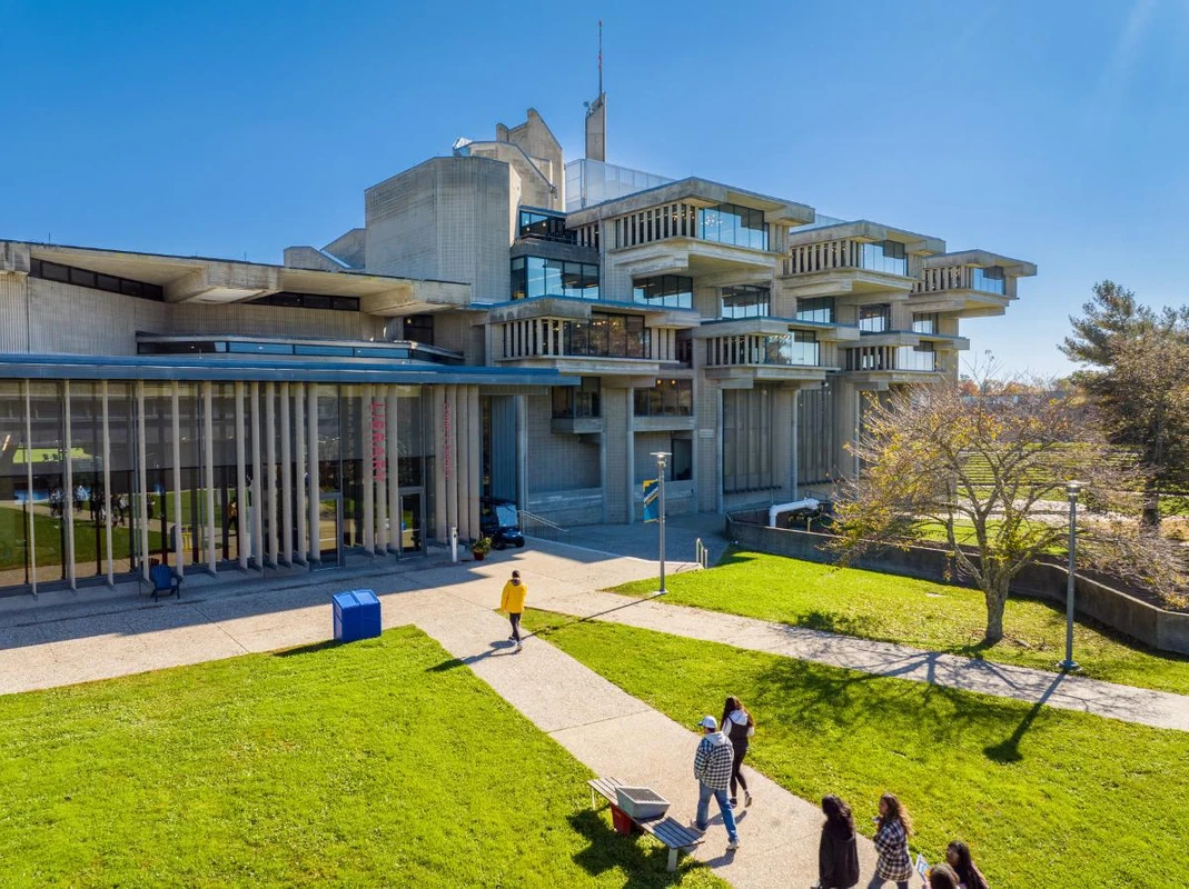 UMassD Online Business Bachelor’s Ranked Top 10% Nationally
